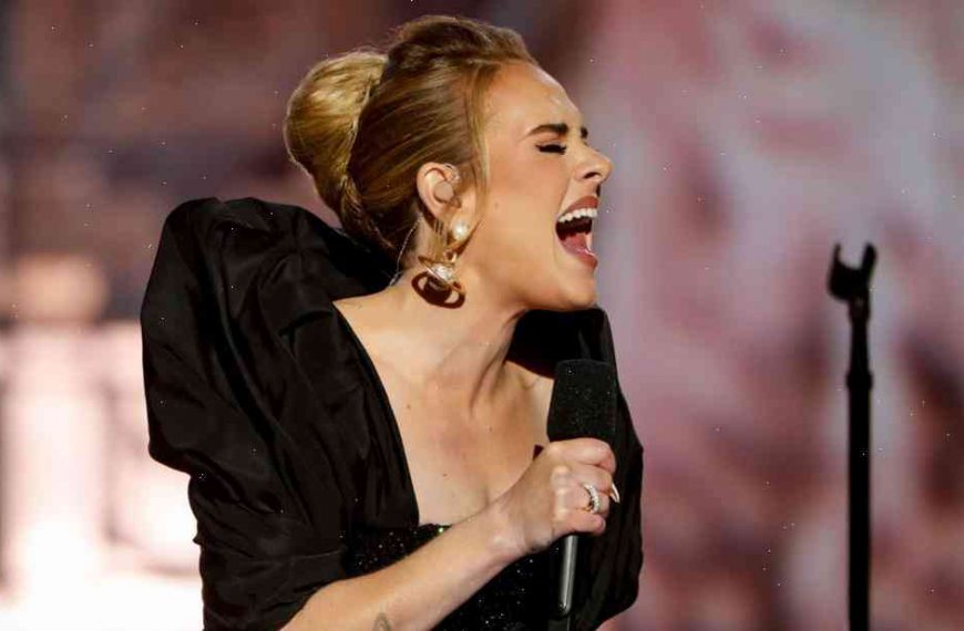 Adele’s 30 album: Critics praise but pick holes
